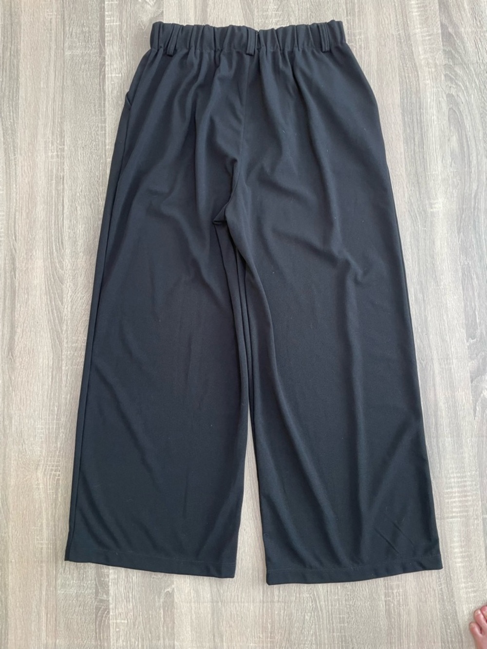 HALARA Black Waffle-knit Wide Leg Pleated Lounge Pants - Picture 2 of 10